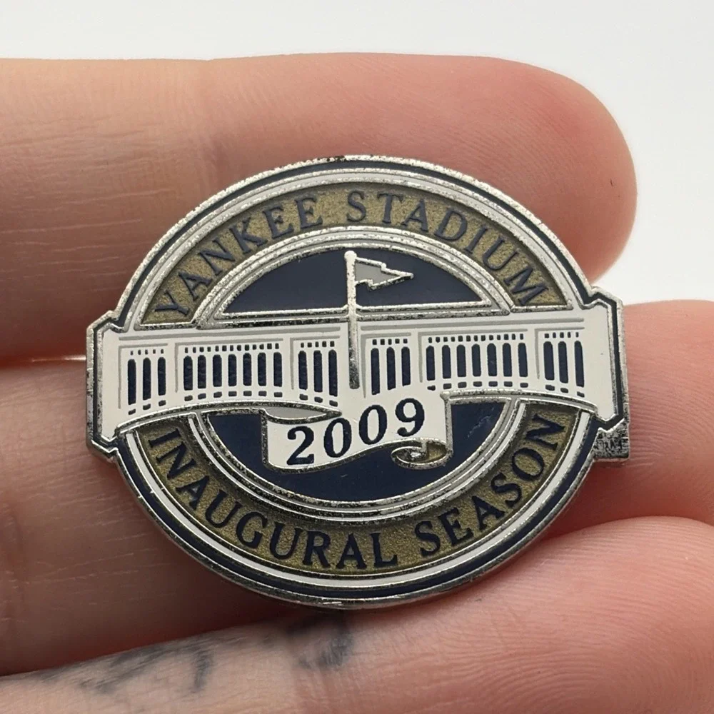 MLB Baseball New York Yankees Yankee Stadium Inaugural Season 2009 Lapel Hat Pin